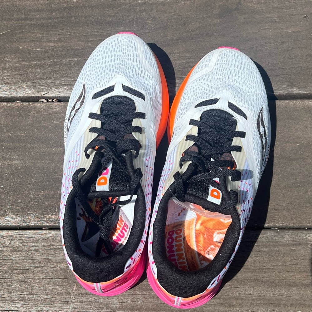Womens Saucony Kinvara 8 Dunkin' Donuts Boston Sneake… Gem